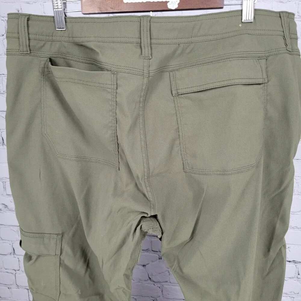 PrAna Green Breathe Nylon Stretch Lightweight Snap Cuff Cargo Pants Size (40x30)